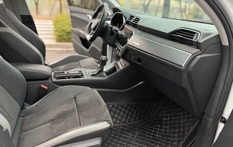 Audi Q3, 2022 год, 2 499 999 рублей, 11 фотография