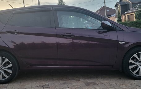 Hyundai Solaris II рестайлинг, 2012 год, 780 000 рублей, 5 фотография