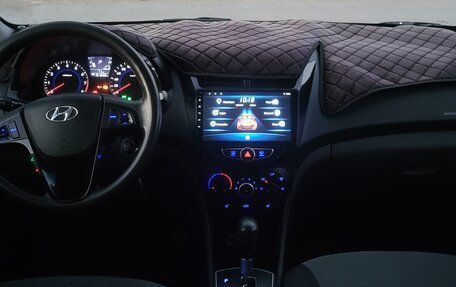 Hyundai Solaris II рестайлинг, 2012 год, 780 000 рублей, 10 фотография