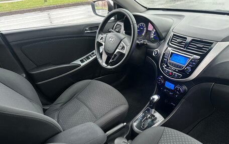 Hyundai Solaris II рестайлинг, 2011 год, 455 000 рублей, 8 фотография