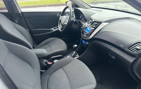 Hyundai Solaris II рестайлинг, 2011 год, 455 000 рублей, 9 фотография