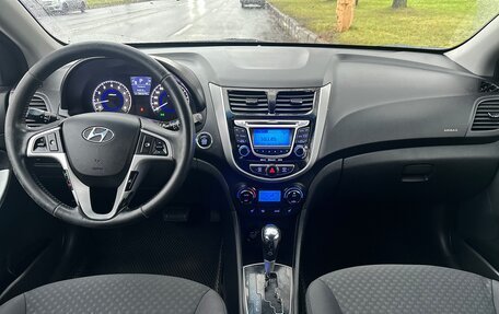 Hyundai Solaris II рестайлинг, 2011 год, 455 000 рублей, 7 фотография