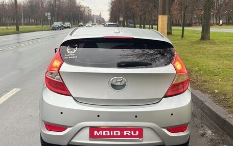 Hyundai Solaris II рестайлинг, 2011 год, 455 000 рублей, 5 фотография