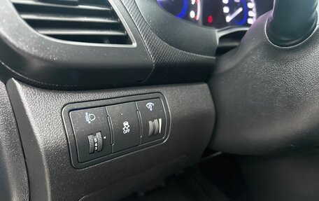 Hyundai Solaris II рестайлинг, 2011 год, 455 000 рублей, 13 фотография