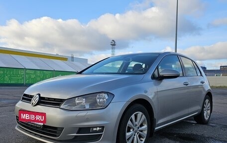 Volkswagen Golf VII, 2013 год, 970 000 рублей, 3 фотография