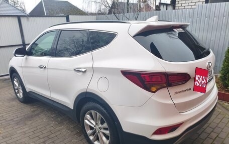 Hyundai Santa Fe III рестайлинг, 2017 год, 1 930 000 рублей, 2 фотография