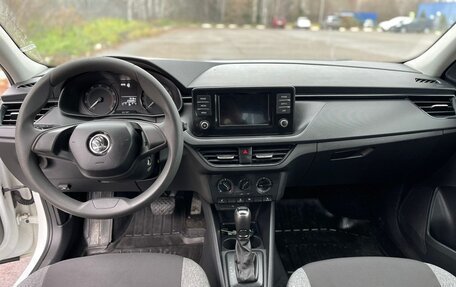 Skoda Rapid II, 2021 год, 1 090 000 рублей, 13 фотография