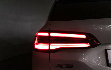 BMW X5, 2019 год, 4 899 900 рублей, 28 фотография