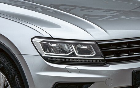 Volkswagen Tiguan II, 2019 год, 1 695 000 рублей, 8 фотография