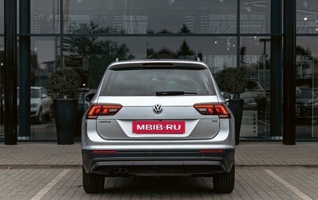 Volkswagen Tiguan II, 2019 год, 1 695 000 рублей, 5 фотография