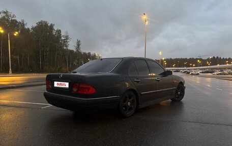 Mercedes-Benz E-Класс, 1997 год, 450 000 рублей, 4 фотография