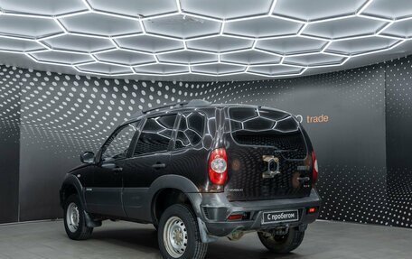 Chevrolet Niva I рестайлинг, 2011 год, 360 000 рублей, 4 фотография