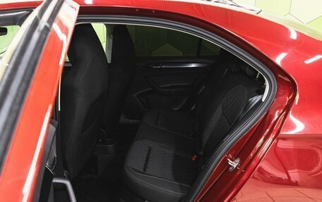 Skoda Rapid II, 2021 год, 1 700 000 рублей, 13 фотография