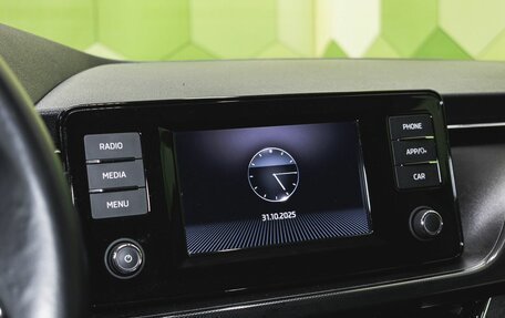 Skoda Rapid II, 2021 год, 1 700 000 рублей, 22 фотография