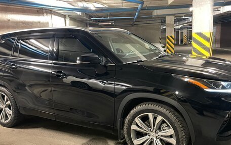 Toyota Highlander, 2021 год, 5 500 000 рублей, 2 фотография