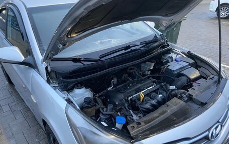 Hyundai Solaris II рестайлинг, 2014 год, 750 000 рублей, 13 фотография