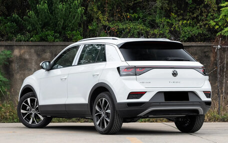 Volkswagen T-Roc I, 2025 год, 2 590 000 рублей, 6 фотография