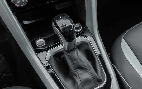 Volkswagen T-Roc I, 2025 год, 2 590 000 рублей, 15 фотография