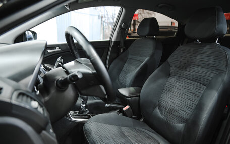 Hyundai Solaris II рестайлинг, 2015 год, 1 100 000 рублей, 7 фотография