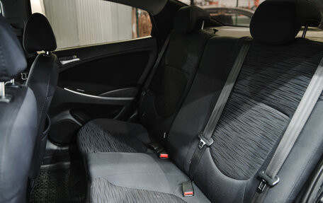 Hyundai Solaris II рестайлинг, 2015 год, 1 100 000 рублей, 8 фотография