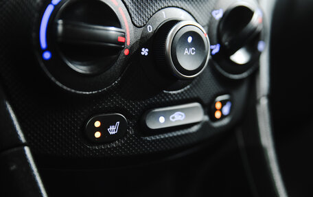 Hyundai Solaris II рестайлинг, 2015 год, 1 100 000 рублей, 19 фотография