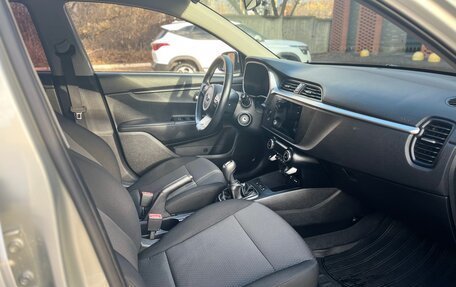 KIA Rio IV, 2020 год, 1 400 000 рублей, 7 фотография