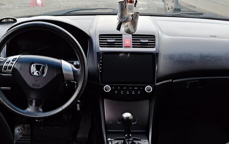 Honda Accord VII рестайлинг, 2005 год, 920 000 рублей, 5 фотография