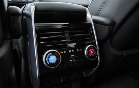 Land Rover Range Rover IV рестайлинг, 2025 год, 26 875 000 рублей, 31 фотография