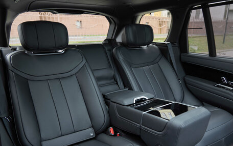 Land Rover Range Rover IV рестайлинг, 2025 год, 26 875 000 рублей, 29 фотография