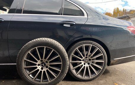 Mercedes-Benz E-Класс, 2017 год, 3 150 000 рублей, 14 фотография