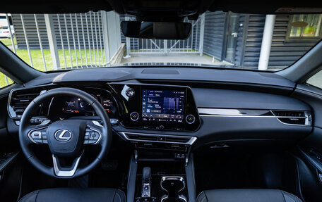 Lexus RX IV рестайлинг, 2025 год, 8 500 000 рублей, 9 фотография