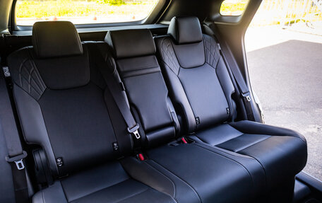 Lexus RX IV рестайлинг, 2025 год, 8 500 000 рублей, 13 фотография