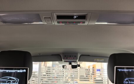 Volkswagen Multivan T6 рестайлинг, 2018 год, 6 995 000 рублей, 38 фотография