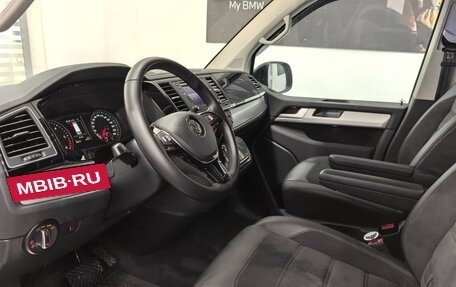 Volkswagen Multivan T6 рестайлинг, 2018 год, 6 995 000 рублей, 26 фотография