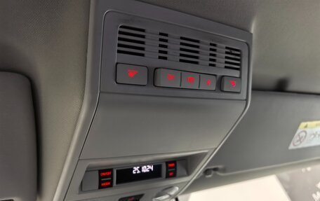 Volkswagen Multivan T6 рестайлинг, 2018 год, 6 995 000 рублей, 39 фотография