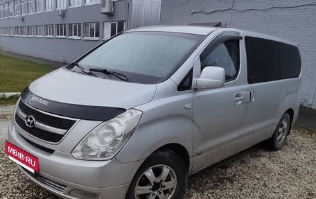Hyundai Grand Starex Grand Starex I рестайлинг 2, 2009 год, 1 150 000 рублей, 2 фотография