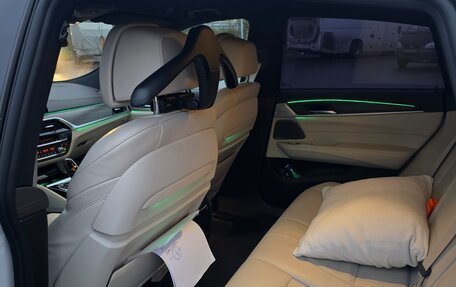 BMW 6 серия, 2018 год, 4 000 000 рублей, 16 фотография