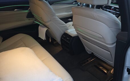 BMW 6 серия, 2018 год, 4 000 000 рублей, 19 фотография
