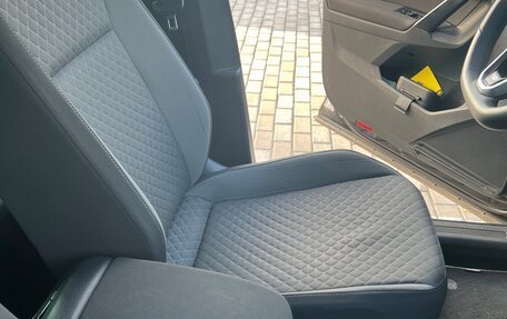 Volkswagen Tiguan II, 2017 год, 2 595 000 рублей, 17 фотография