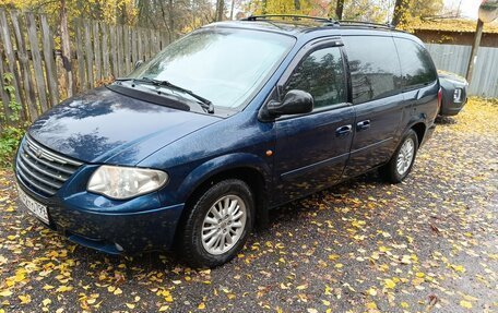 Chrysler Voyager IV, 2005 год, 560 000 рублей, 3 фотография