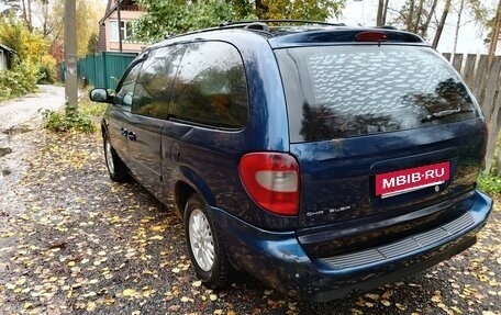 Chrysler Voyager IV, 2005 год, 560 000 рублей, 5 фотография