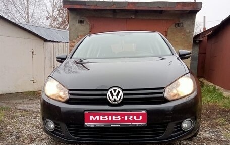 Volkswagen Golf VI, 2011 год, 850 000 рублей, 1 фотография