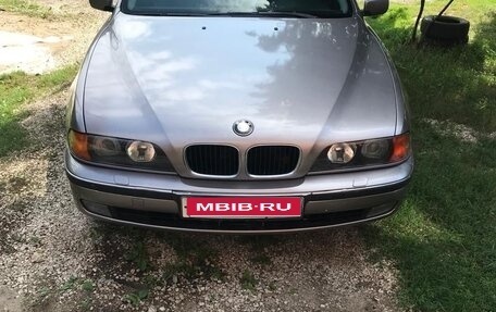 BMW 5 серия, 1999 год, 550 000 рублей, 1 фотография
