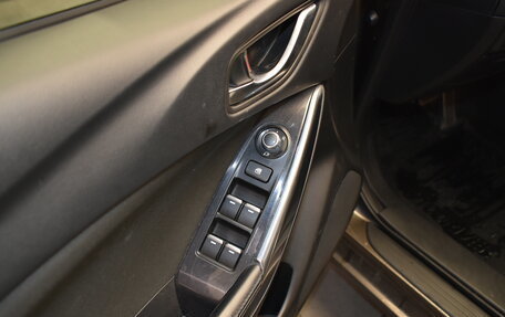 Mazda 6, 2016 год, 1 990 000 рублей, 13 фотография