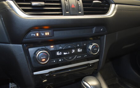 Mazda 6, 2016 год, 1 990 000 рублей, 20 фотография