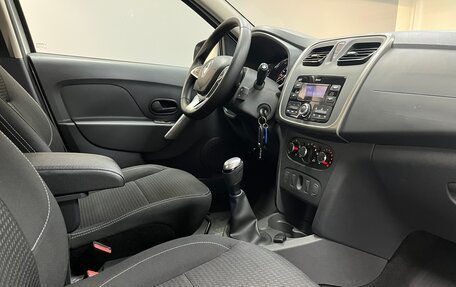 Renault Logan II, 2022 год, 1 155 000 рублей, 14 фотография