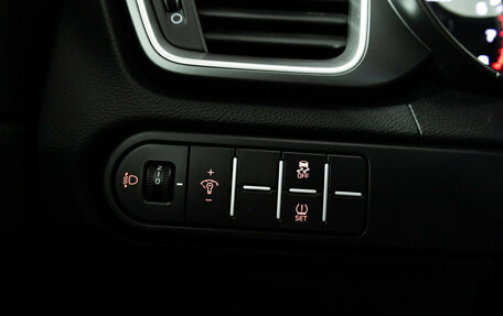 KIA cee'd III, 2022 год, 1 799 000 рублей, 22 фотография