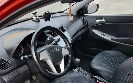 Hyundai Solaris II рестайлинг, 2013 год, 740 000 рублей, 6 фотография