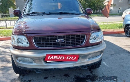 Ford Expedition, 1997 год, 900 000 рублей, 2 фотография