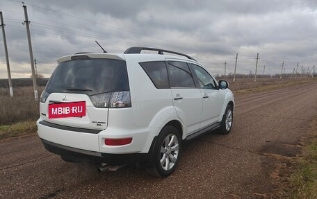 Mitsubishi Outlander III рестайлинг 3, 2011 год, 1 030 000 рублей, 5 фотография